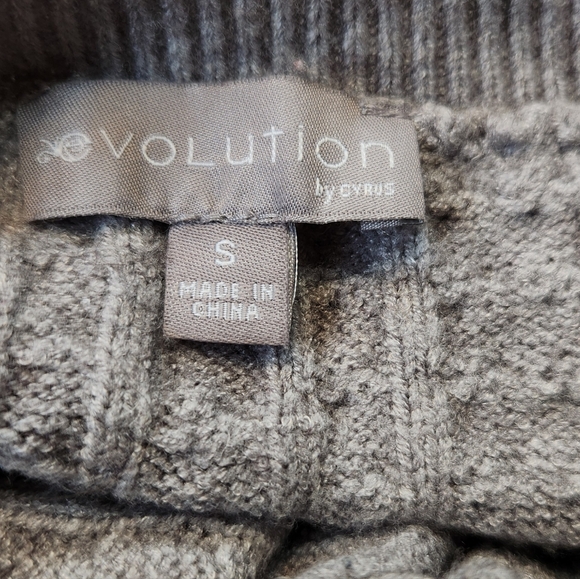 Evolution grey cable knit sweater - Picture 6 of 7
